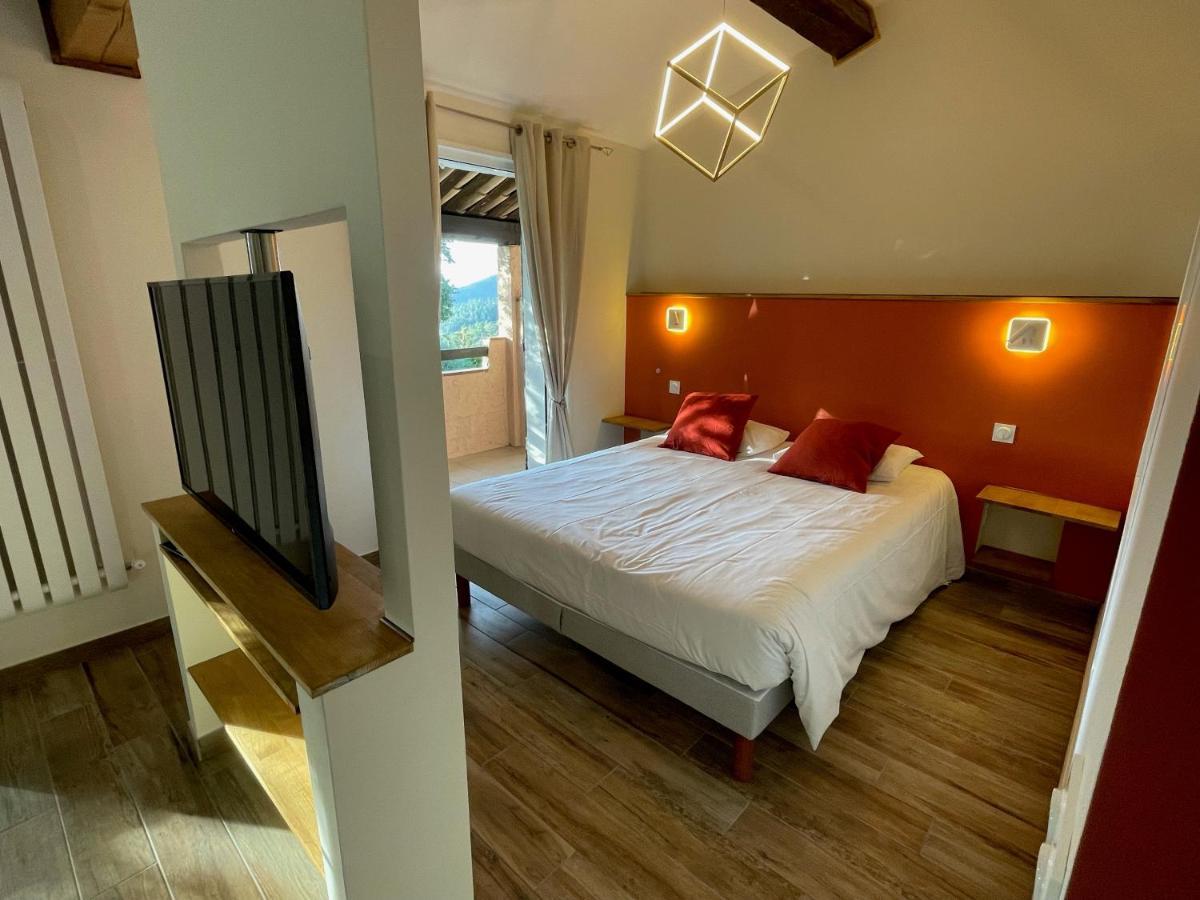 L'Estirado Des Adrets Hotel Les Adrets-de-l'Esterel Kültér fotó