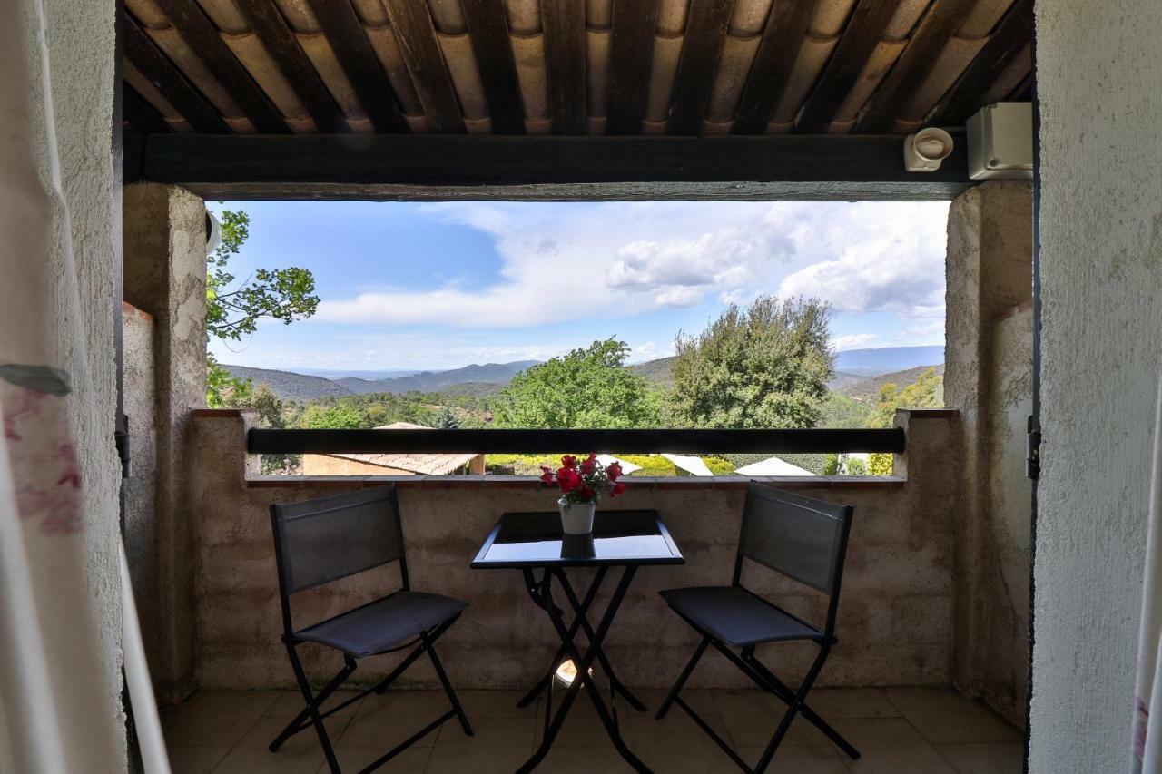 L'Estirado Des Adrets Hotel Les Adrets-de-l'Esterel Kültér fotó