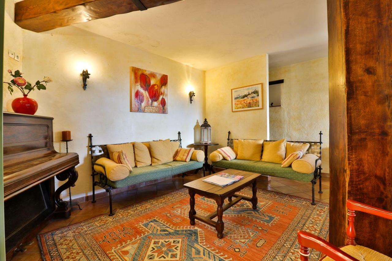 L'Estirado Des Adrets Hotel Les Adrets-de-l'Esterel Kültér fotó